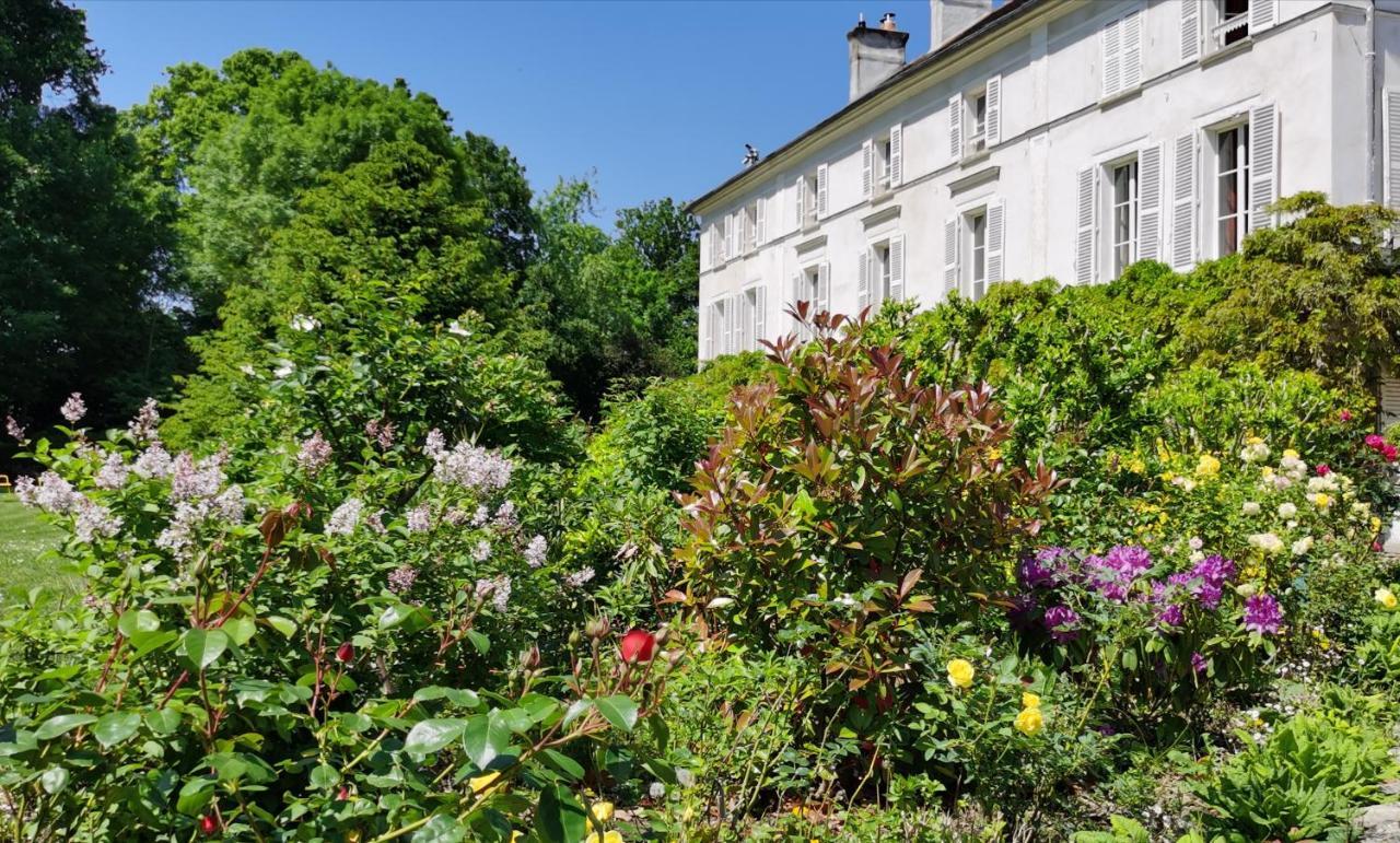 Chateau De Brinville Saint-Sauveur-sur-Ecole Kültér fotó